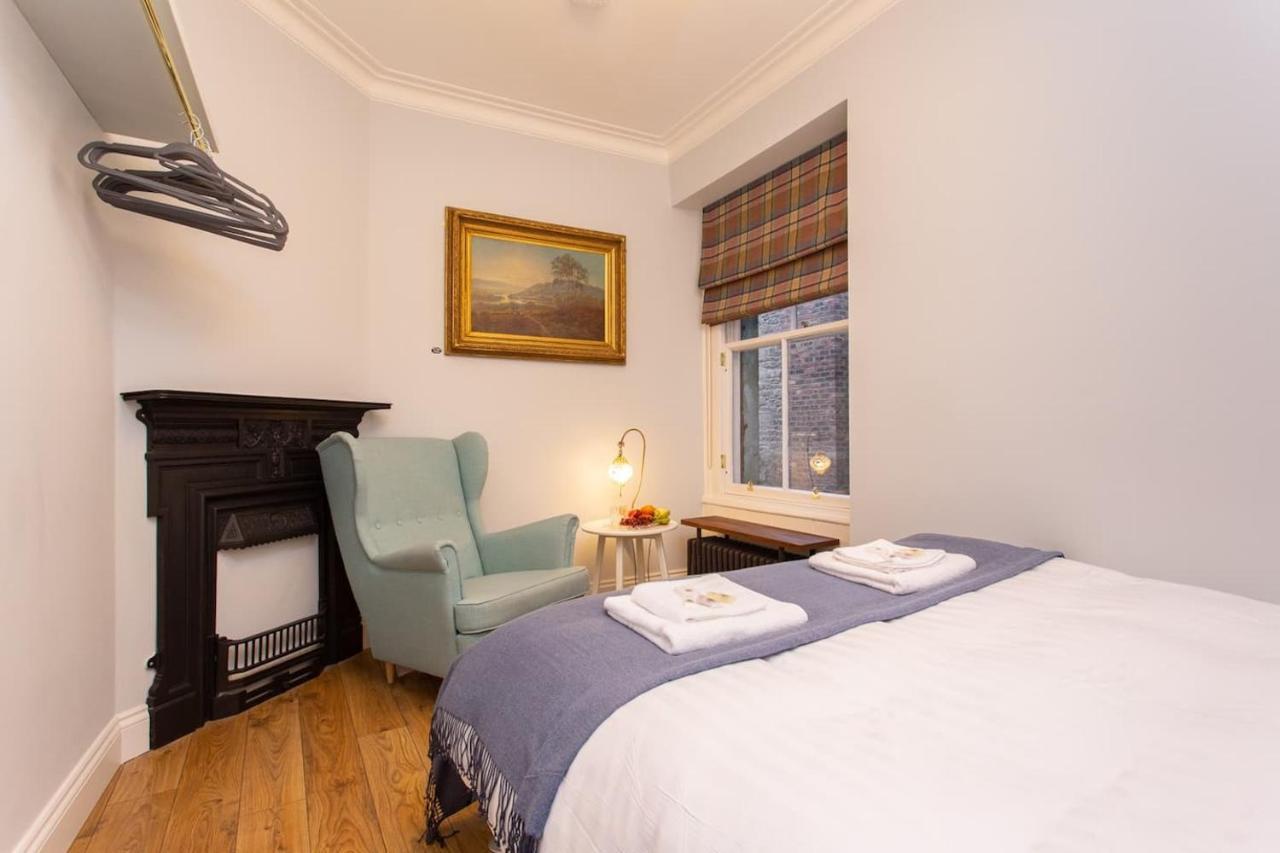 Upper Bow - Luxurious, Modern 1Br Apartment Near Castle Edimburgo Esterno foto