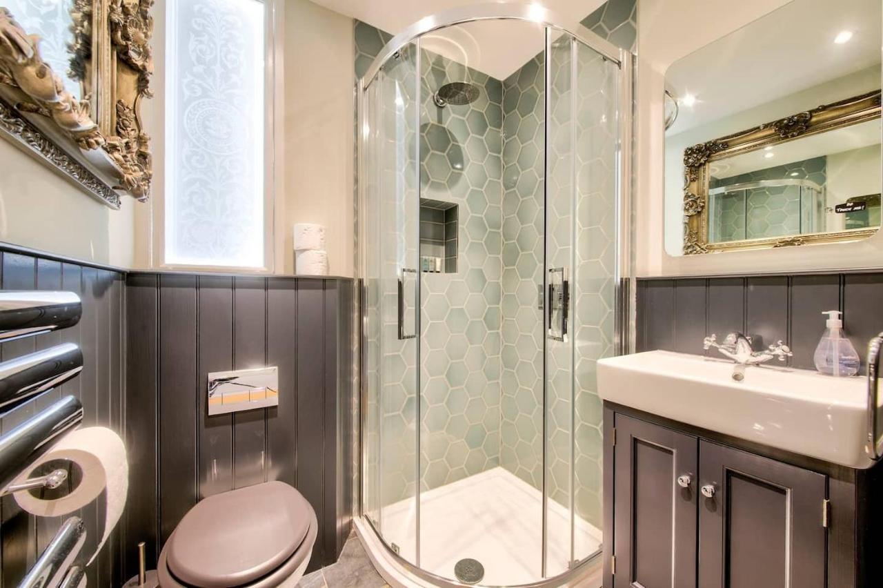 Upper Bow - Luxurious, Modern 1Br Apartment Near Castle Edimburgo Esterno foto